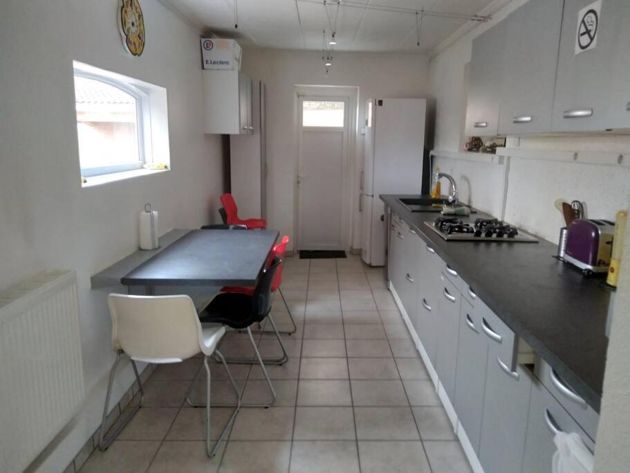 Comme A La Maison ! Chavanoz Zewnętrze zdjęcie